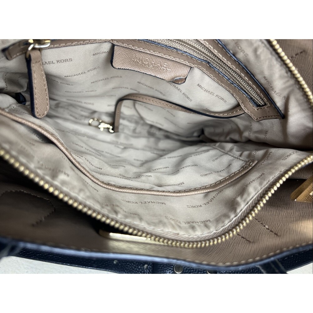 Michael Kors Mercer Large Accordion Classic Black Pebbled Leather Bag Business - Picture 13 of 16